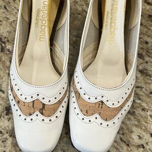 Vintage California Magdesians Women’s White Leather Cork Wedges Shoes 6M